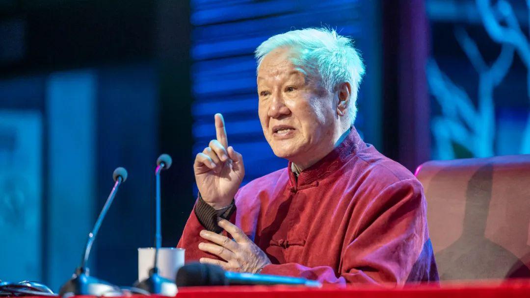 著名导演谢飞教授做客四川传媒学院传媒大讲堂与师生交流