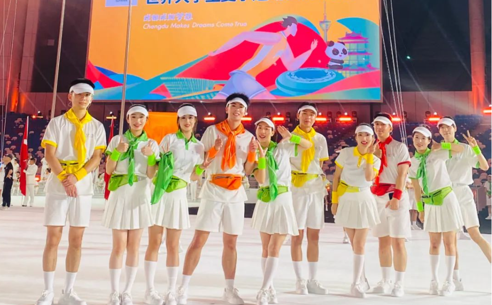 不仅有引导员！大运会开幕式333名嗨动全场的仪式标兵全都来自川传！