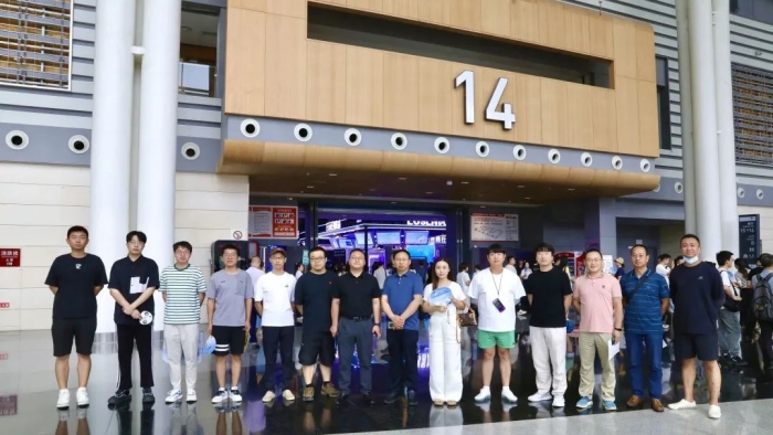 我校教师代表参展第五届四川教育博览会 共探教育创新新篇