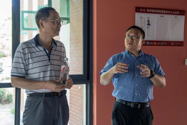 校领导带队开展2024年秋季开学校园安全大检查