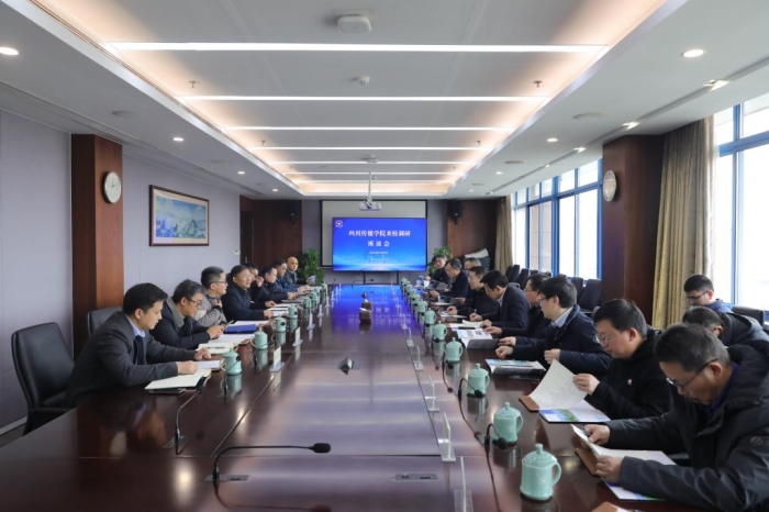 校长左旭舟带队赴浙大城市学院开展数字化专题调研