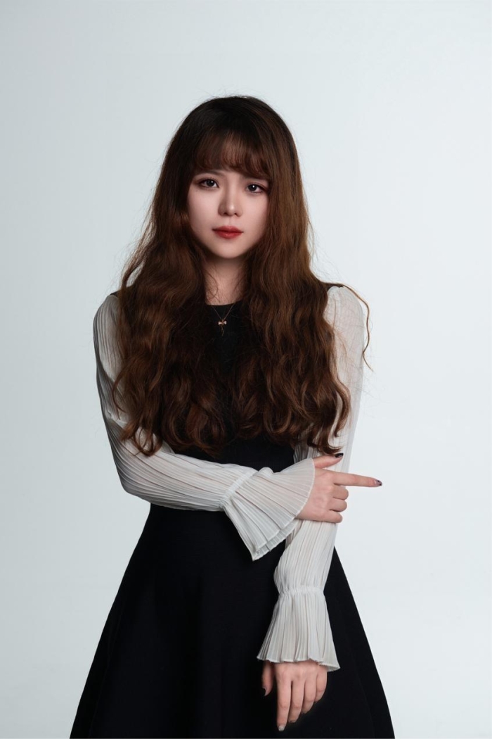 骆亭竹 副教授.jpg