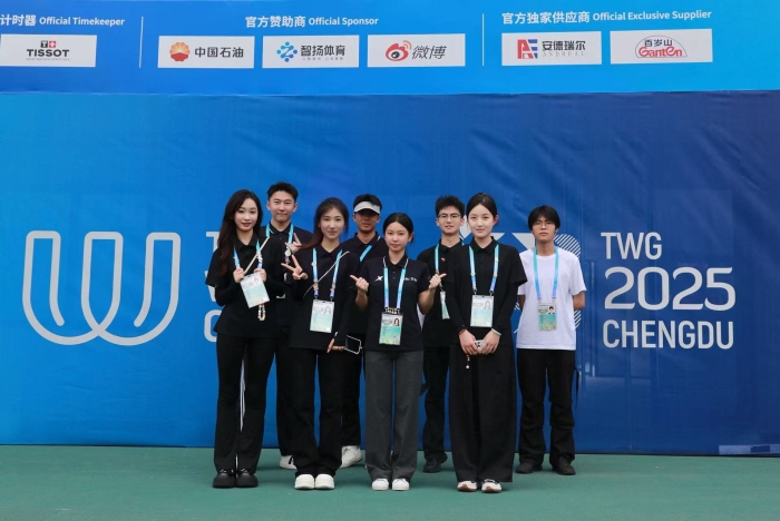 学生参与大型体育赛事现场实践